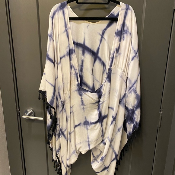 Anthropologie Poncho - Picture 1 of 3